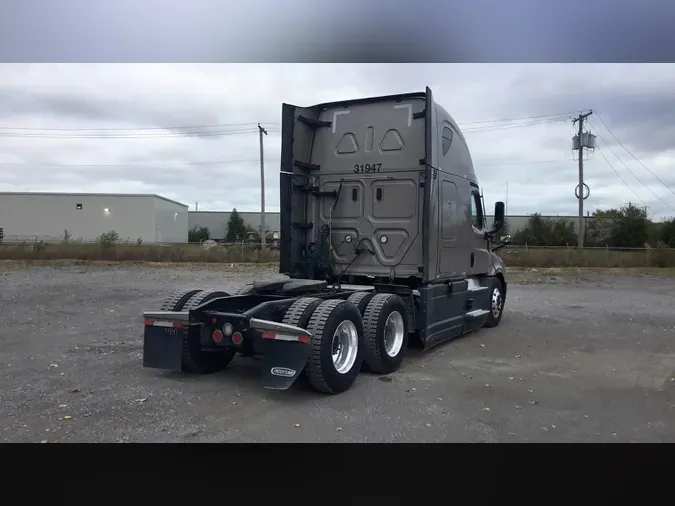 2024 Freightliner Cascadia 126