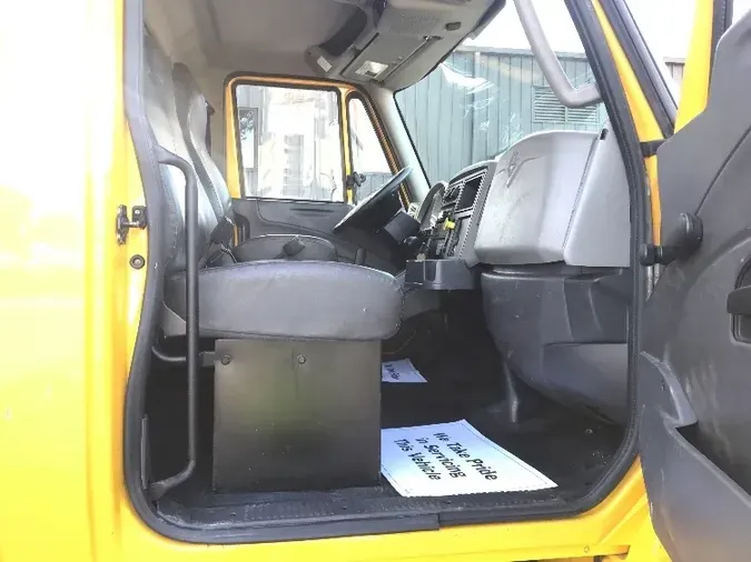 2018 INTERNATIONAL 4300