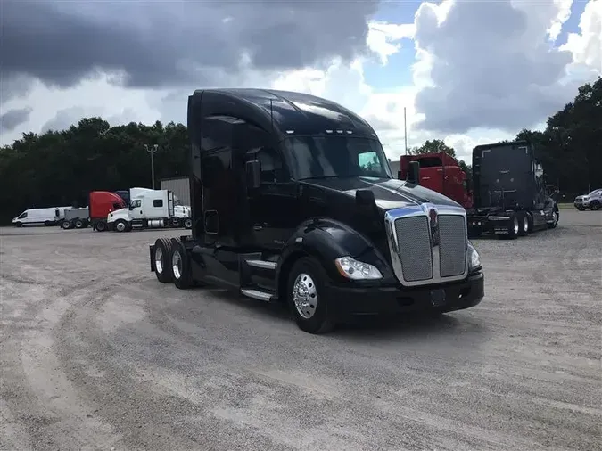 2021 KENWORTH T680