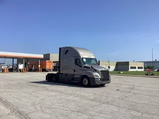 2023 Freightliner Cascadia 126