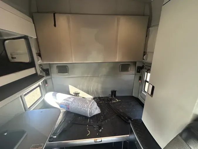 2022 Kenworth T6801e2bc34cd05819da2f009b99e94af8c9