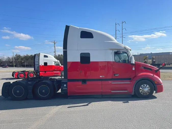 2023 PETERBILT 579