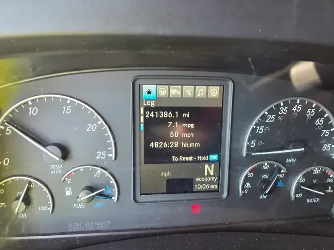 2018 FREIGHTLINER/MERCEDES CASCADIA