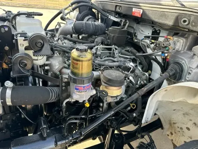 2019 HINO 268