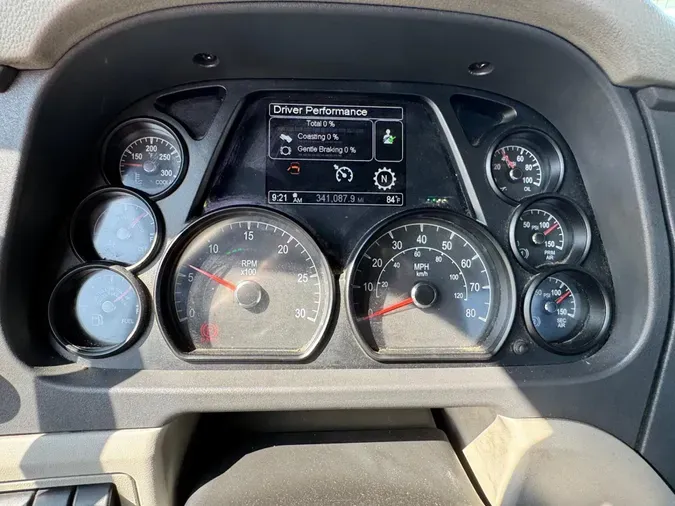 2018 Peterbilt 579