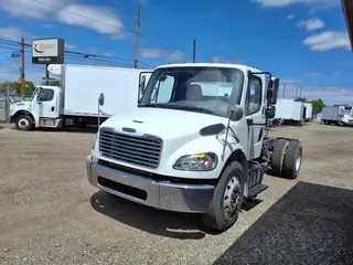 2018 FREIGHTLINER/MERCEDES M2 106