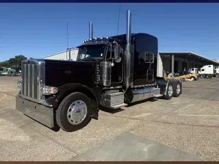 2023 Peterbilt 389
