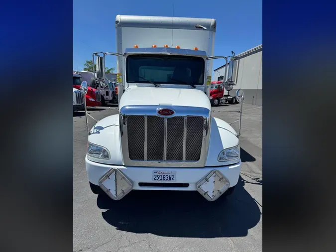 2020 Peterbilt 337