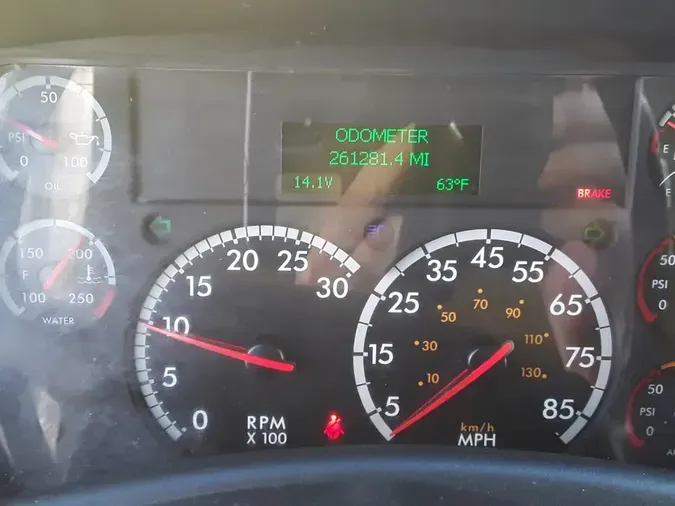 2018 FREIGHTLINER/MERCEDES M2 106