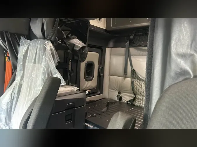 2021 Freightliner Cascadia