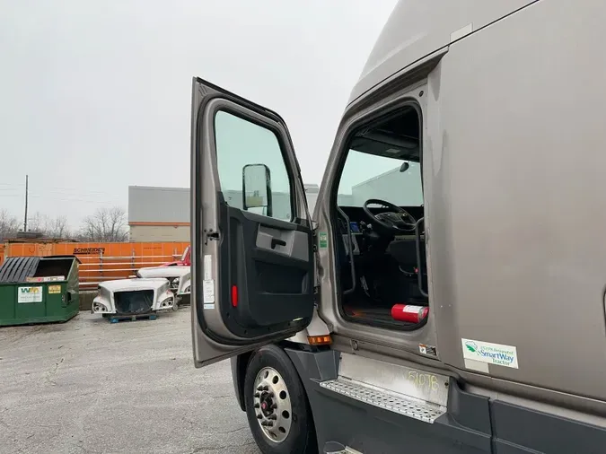 2020 Freightliner Cascadia