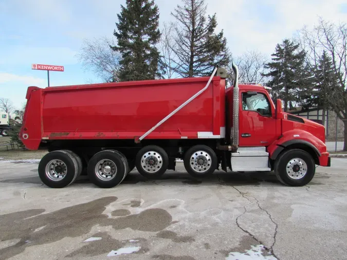 2020 Kenworth T880