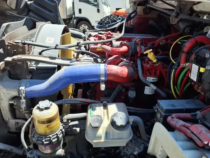 2019 FREIGHTLINER M2 106