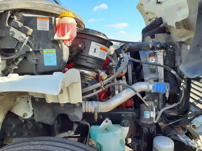 2020 FREIGHTLINER/MERCEDES M2 106