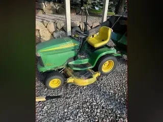 2003 John Deere GT235