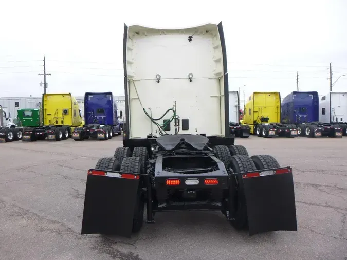 2022 Peterbilt 579