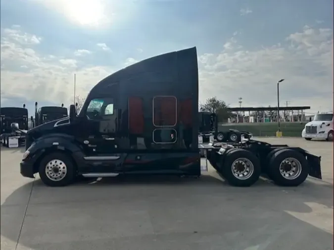 2022 Kenworth T680