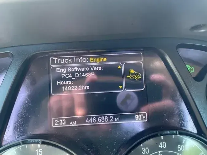 2018 Peterbilt 567