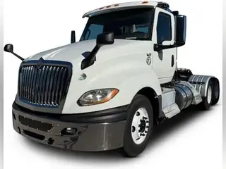 2018 International LT625
