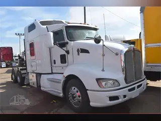 2009 KENWORTH T660