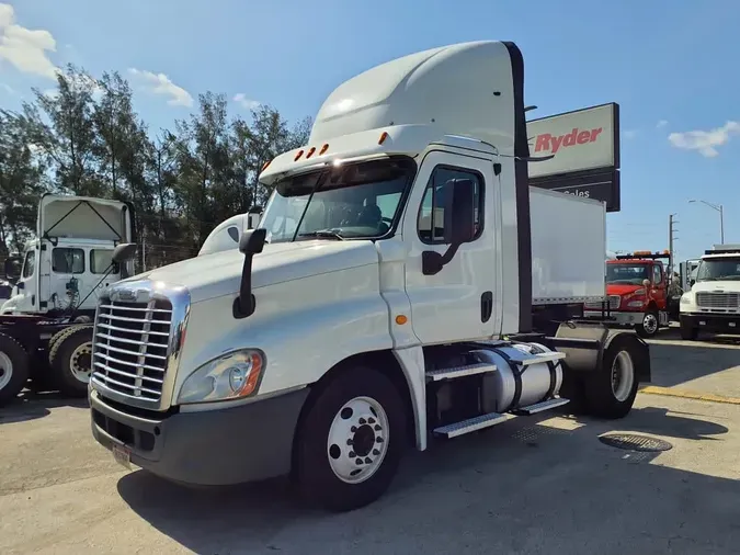 2019 FREIGHTLINER/MERCEDES CASCADIA 1251e5a3b8b58476ca414d4ff5a73b09811
