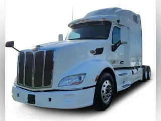 2022 Peterbilt 579