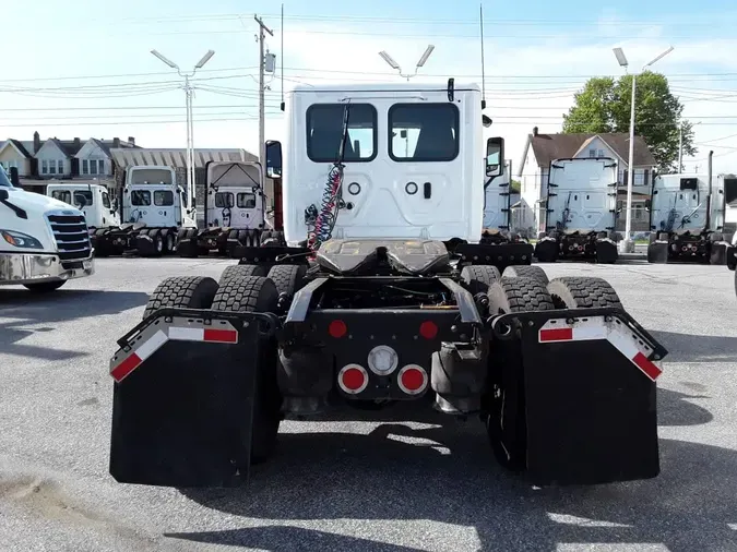 2020 FREIGHTLINER CASCADIA 125