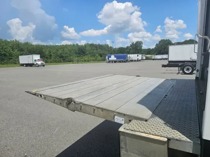 2019 NAVISTAR INTERNATIONAL 4300
