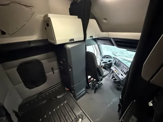 2021 FREIGHTLINER/MERCEDES NEW CASCADIA PX12664