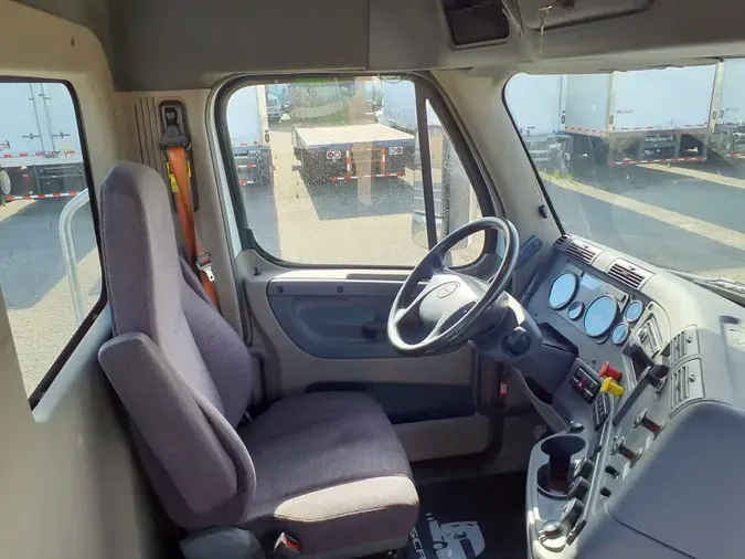 2019 FREIGHTLINER/MERCEDES CASCADIA 125