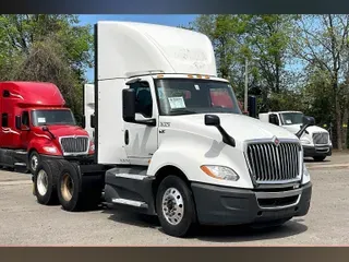 2021 INT LT625 6x4