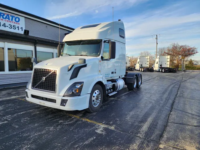 2018 VOLVO VNL64T670