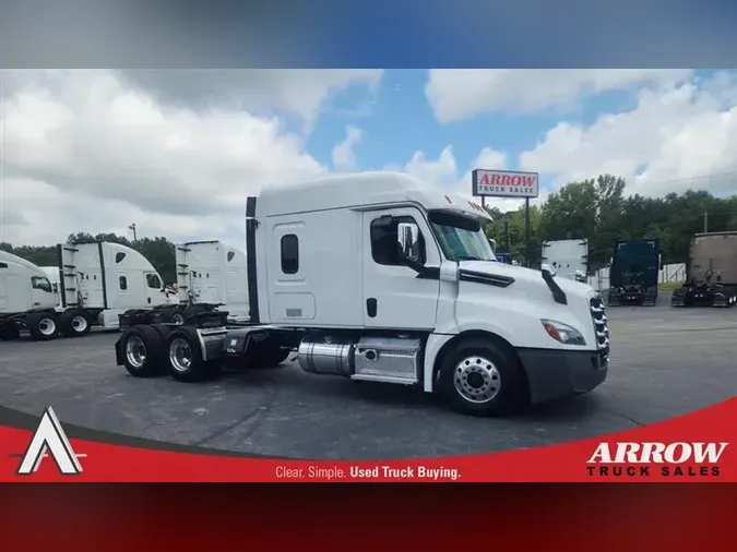 2019 FREIGHTLINER CA126