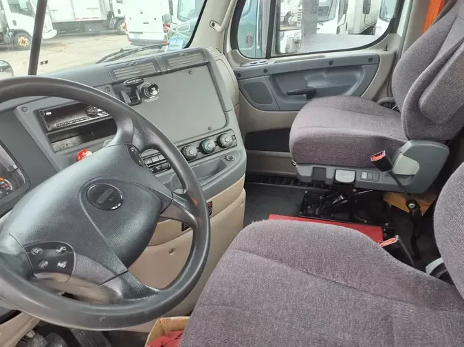 2019 FREIGHTLINER/MERCEDES CASCADIA 1251e6e60b51929f1275a6c5c9b64893d2a