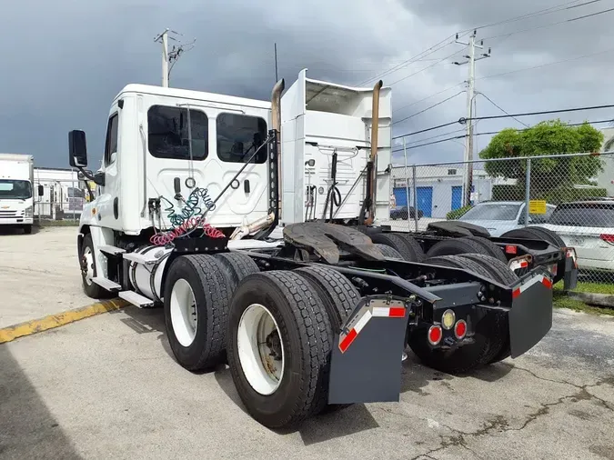 2020 FREIGHTLINER/MERCEDES CASCADIA 125
