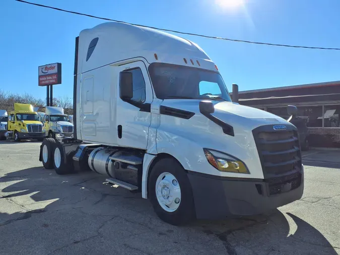 2018 FREIGHTLINER/MERCEDES PT126064ST