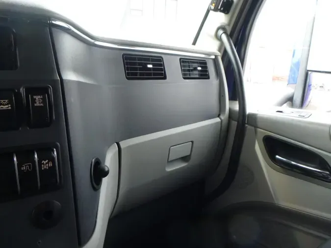 2022 Peterbilt 579