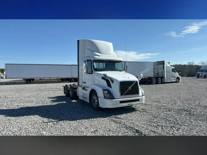 2018 Volvo VNL3001e7480b1076cccda4df2ca0af01f9cd7