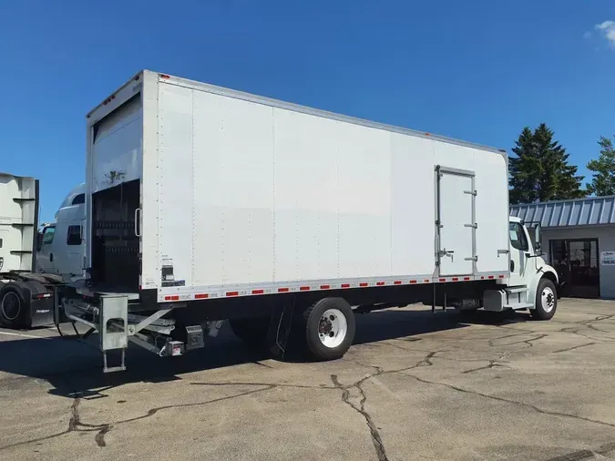 2018 FREIGHTLINER M2 106