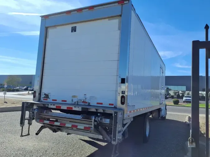 2019 FREIGHTLINER/MERCEDES M2 106