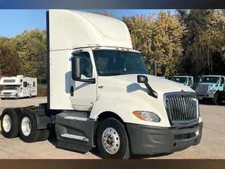 2022 INT LT625 6x4