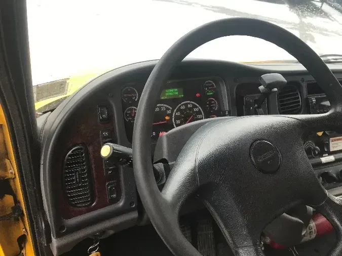 2018 Freightliner M2