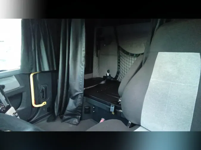 2022 Freightliner Cascadia 126