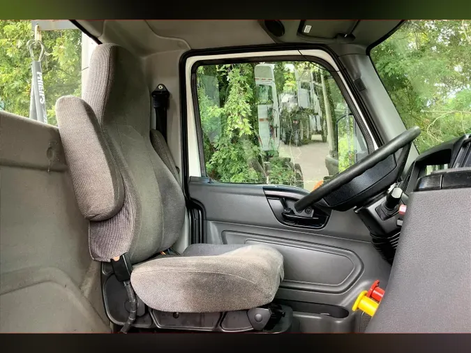 2020 INT LT625 6x4