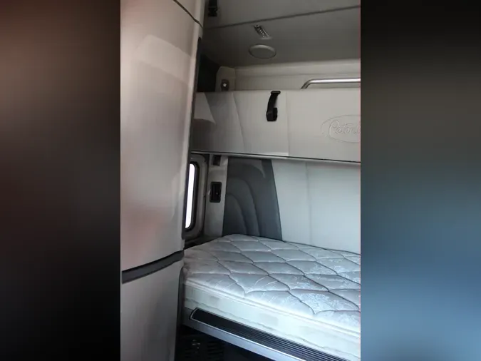 2025 Peterbilt 5671e878dba079e2a09abe4eaf5f0397663