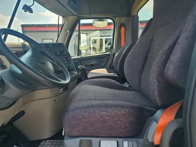 2019 FREIGHTLINER CASCADIA 125