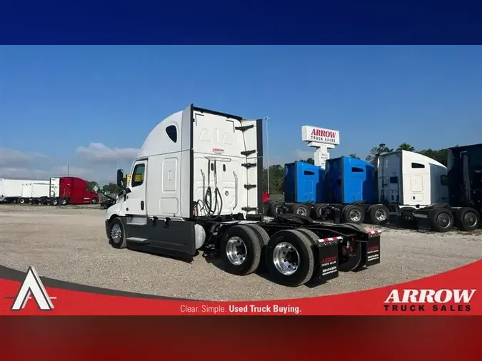 2020 FREIGHTLINER CA126