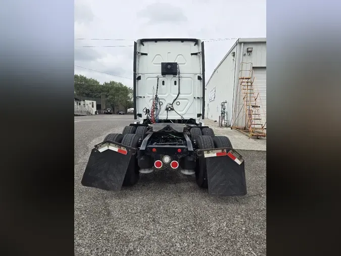 2019 FREIGHTLINER/MERCEDES CASCADIA 125