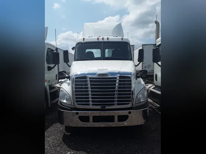 2018 FREIGHTLINER/MERCEDES CASCADIA 125