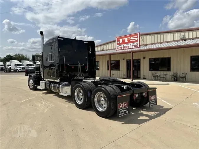 2021 PETERBILT 389